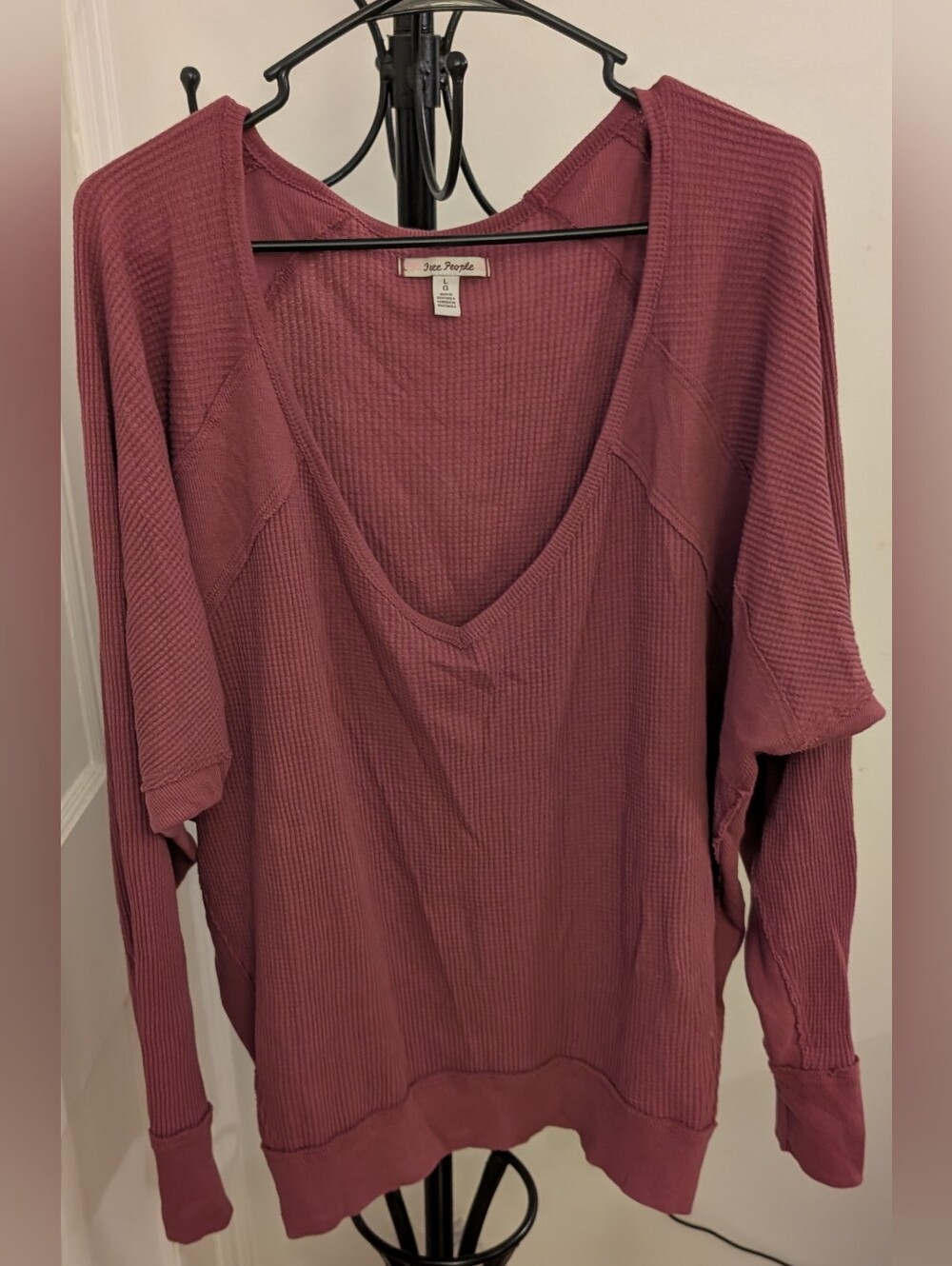 Free People Mauve Waffle Knit V-Neck Pullover Size Large